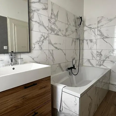 Saint-julien 호텔 앙제